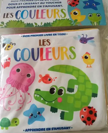 [MXL5825] Mon 1er livre en tissu - Les couleurs